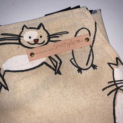 Cat and Mouse Apron detail
